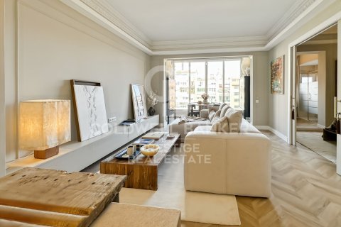 Apartamento en venta en Barcelona, España 3 dormitorios, 100 m2 No. 157194 - foto 14