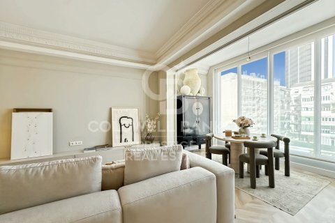 Apartamento en Barcelona, España 3 dormitorios, 100 m2 No. 157194