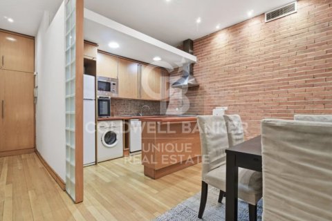 Apartamento en venta en Madrid, España 2 dormitorios, 115 m2 No. 157195 - foto 6