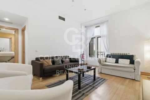 Apartamento en venta en Madrid, España 2 dormitorios, 115 m2 No. 157195 - foto 1