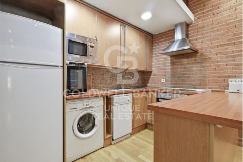 Apartamento en venta en Madrid, España 2 dormitorios, 115 m2 No. 157195 - foto 5