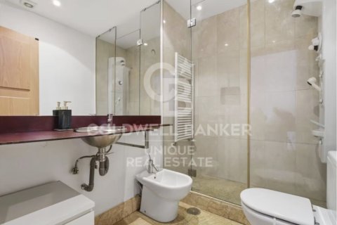 Apartamento en venta en Madrid, España 2 dormitorios, 115 m2 No. 157195 - foto 11