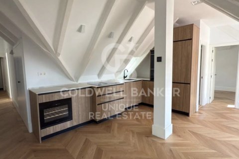 Продажа пентхауса в Мадрид, Испания 2 спальни, 80м2 №157192 - фото 18