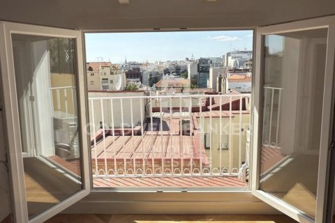 Penthäuser zum Verkauf in Madrid, Spanien 2 Schlafzimmer, 80 m2 Nr. 157192 - Foto 12