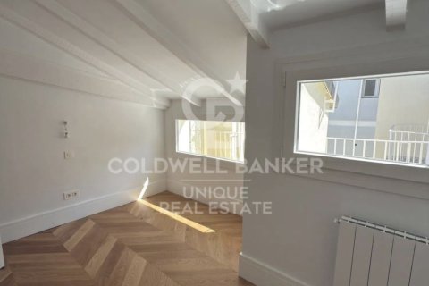 Продажа пентхауса в Мадрид, Испания 2 спальни, 80м2 №157192 - фото 23