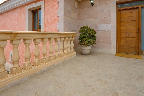 Villa zum Verkauf in Palmanova, Mallorca, Spanien 4 Schlafzimmer, 400 m2 Nr. 148100 - Foto 2