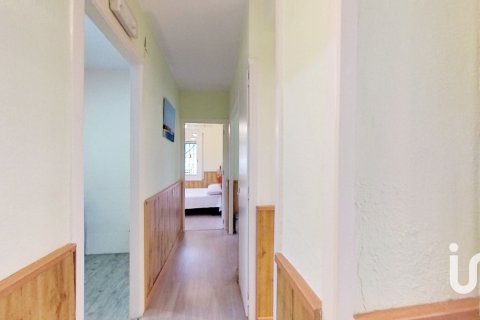 Talo myytävänä Roda de Berà, Tarragona, Espanja, 7 makuuhuonetta, 217 m2 No. 153104 - kuva 22