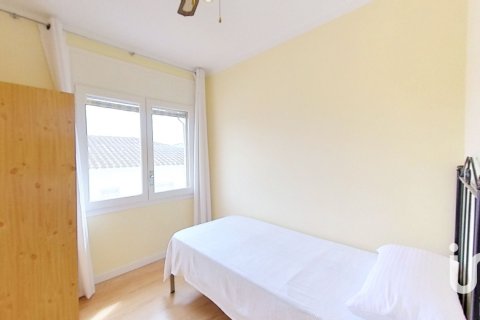 Talo myytävänä Roda de Berà, Tarragona, Espanja, 7 makuuhuonetta, 217 m2 No. 153104 - kuva 21