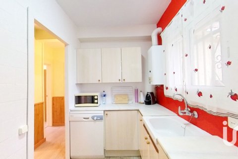 Talo myytävänä Roda de Berà, Tarragona, Espanja, 7 makuuhuonetta, 217 m2 No. 153104 - kuva 29