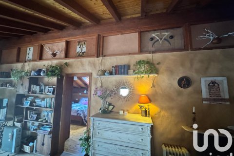 House for sale in Leon, Spain 3 bedrooms, 180 sq.m. No. 153105 - photo 4