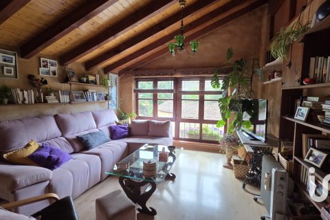 House for sale in Leon, Spain 3 bedrooms, 180 sq.m. No. 153105 - photo 13