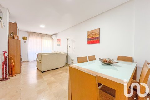 Apartment à vendre à Huelva, Espagne, 3 chambres, 106 m2 No. 153107 - photo 3