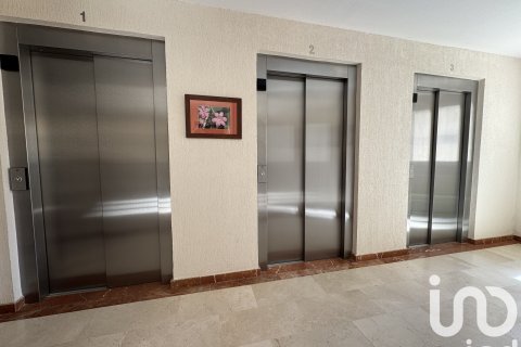 Apartment à vendre à Cadiz, Espagne, 4 chambres, 125 m2 No. 153108 - photo 15