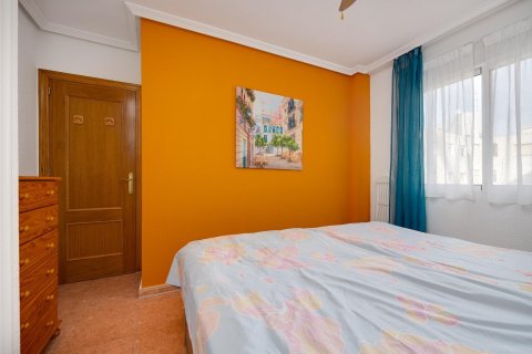Apartment for sale in Torrevieja, Alicante, Spain 1 bedroom, 58 sq.m. No. 184303 - photo 15