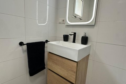 Продажа квартиры в Торревьеха, Аликанте, Испания 2 спальни, 75м2 №184305 - фото 13