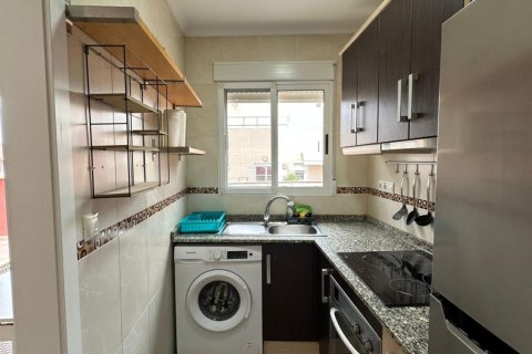 Продажа квартиры в Торревьеха, Аликанте, Испания 2 спальни, 75м2 №184305 - фото 8