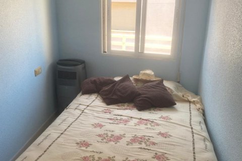 Apartment for sale in Torrevieja, Alicante, Spain 2 bedrooms, 65 sq.m. No. 184308 - photo 4