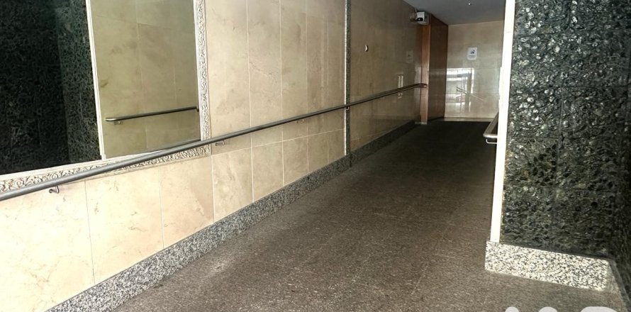 Квартира в Леон, Испания 4 спальни, 125м2 №195035