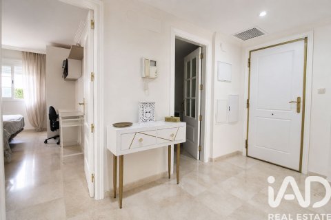 Apartment à louer à Marbella, Malaga, Espagne, 3 chambres, 129 m2 No. 195037 - photo 14