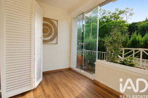 Apartment à louer à Marbella, Malaga, Espagne, 3 chambres, 129 m2 No. 195037 - photo 9