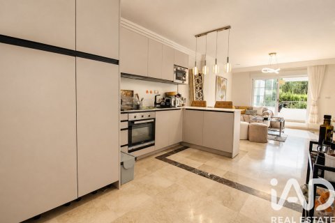 Apartment à louer à Marbella, Malaga, Espagne, 3 chambres, 129 m2 No. 195037 - photo 3
