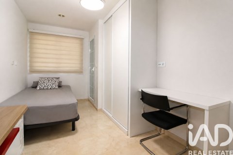 Apartment à louer à Marbella, Malaga, Espagne, 3 chambres, 129 m2 No. 195037 - photo 25