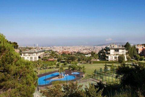 Dzīvoklis pārdošanā Barcelona, Spānijā 3 istabas, 248 m2 Nr. 140770 - attēls 20