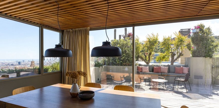 Lägenhet i Barcelona, Spanien 3 sovrum, 248 kvm. Nr. 140770