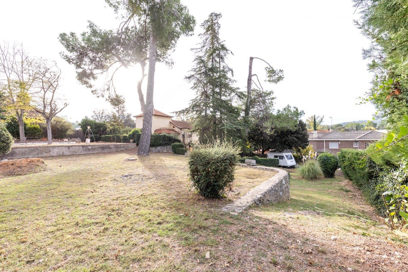 Parcela en Sant Cugat del Vallès, Barcelona, España No. 140768