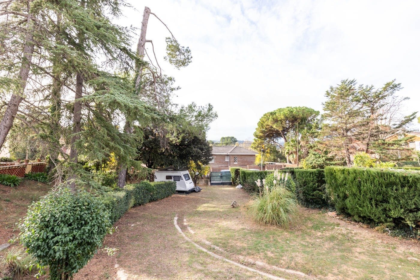 Parcela en Sant Cugat del Vallès, Barcelona, España No. 140768