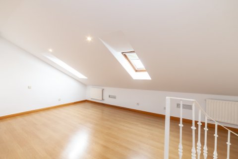 Dzīvoklis īrēšanai Madrid, Spānijā 1 istaba, 70 m2 Nr. 147660 - attēls 18