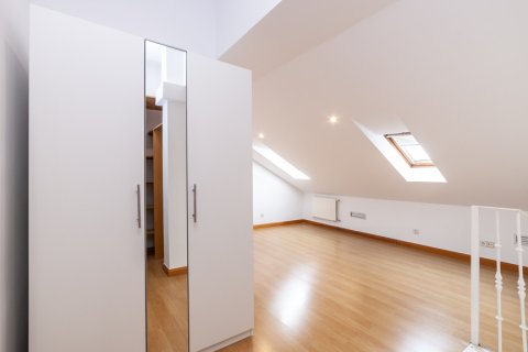 Dzīvoklis īrēšanai Madrid, Spānijā 1 istaba, 70 m2 Nr. 147660 - attēls 23