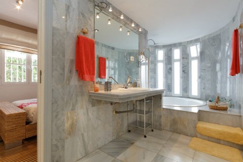 Lägenhet till salu i Marbella, Malaga, Spanien 5 sovrum, 187.61 kvm. Nr. 147658 - foto 12