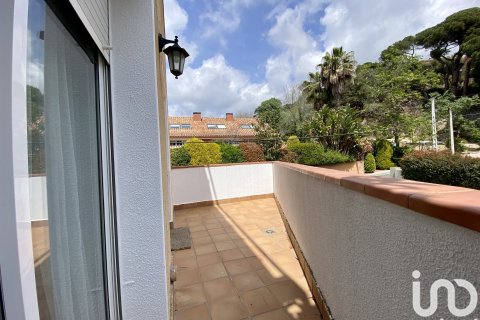 Hus till salu i Sant Andreu de Llavaneres, Barcelona, Spanien 4 sovrum, 179 kvm. Nr. 154029 - foto 18