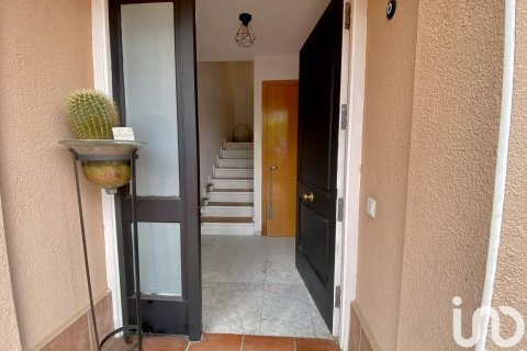 Hus till salu i Sant Andreu de Llavaneres, Barcelona, Spanien 4 sovrum, 179 kvm. Nr. 154029 - foto 2