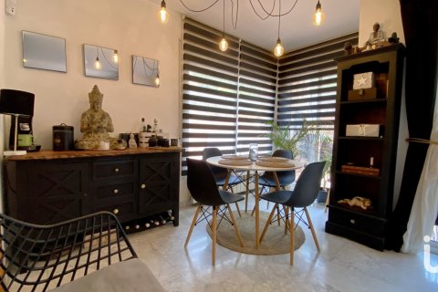 Hus till salu i Sant Andreu de Llavaneres, Barcelona, Spanien 4 sovrum, 179 kvm. Nr. 154029 - foto 4