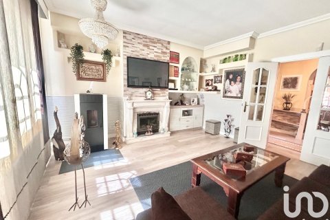 Māja pārdošanā Camarma de Esteruelas, Madrid, Spānijā 6 istabas, 1276 m2 Nr. 154024 - attēls 7