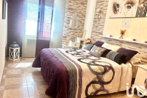 Māja pārdošanā Camarma de Esteruelas, Madrid, Spānijā 6 istabas, 1276 m2 Nr. 154024 - attēls 14