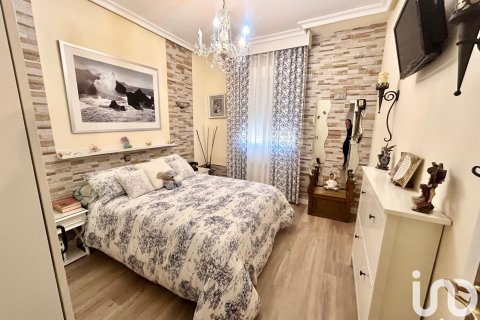 Māja pārdošanā Camarma de Esteruelas, Madrid, Spānijā 6 istabas, 1276 m2 Nr. 154024 - attēls 9