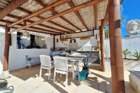 Villa pārdošanā Calpe, Alicante, Spānijā 3 istabas, 165 m2 Nr. 186955 - attēls 16