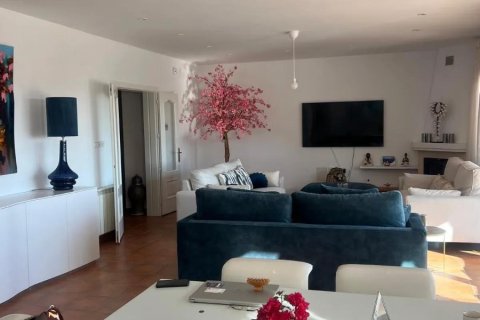 Villa for sale in Moraira, Alicante, Spain 4 bedrooms, 265 sq.m. No. 186950 - photo 9