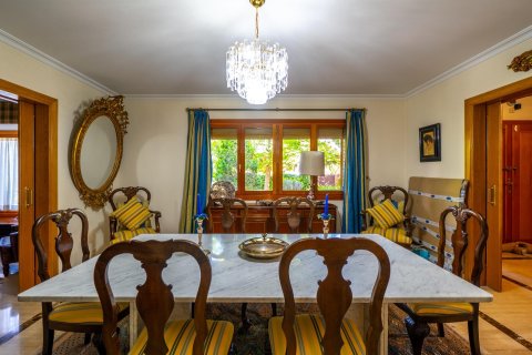 Apartamento en venta en Pozuelo de Alarcón, Madrid, España 6 dormitorios, 539 m2 No. 179393 - foto 18