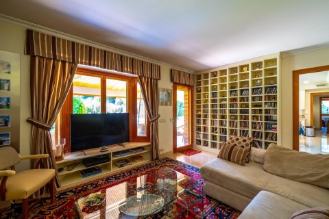 Apartamento en venta en Pozuelo de Alarcón, Madrid, España 6 dormitorios, 539 m2 No. 179393 - foto 14