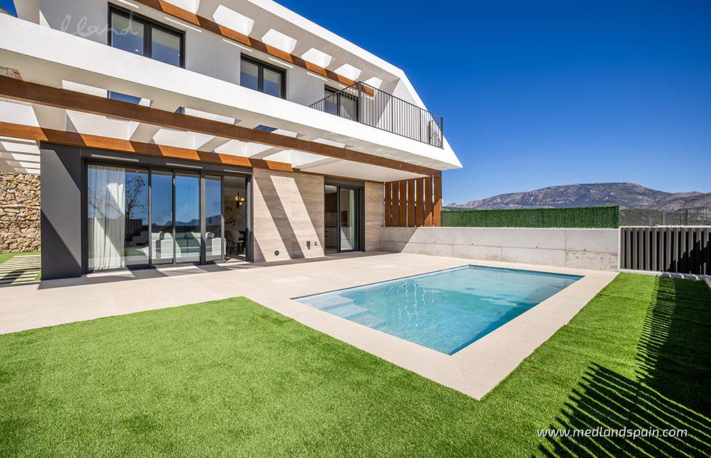 Villa a La Nucia, Alicante, Spagna 4 camere da letto, 183 mq. N° 179389