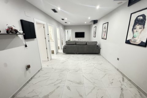 Villa till salu Villamartin, Alicante, Spanien 5 sovrum, 230 kvm. Nr. 139430 - foto 14