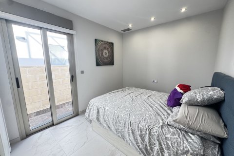 Villa till salu Villamartin, Alicante, Spanien 5 sovrum, 230 kvm. Nr. 139430 - foto 10