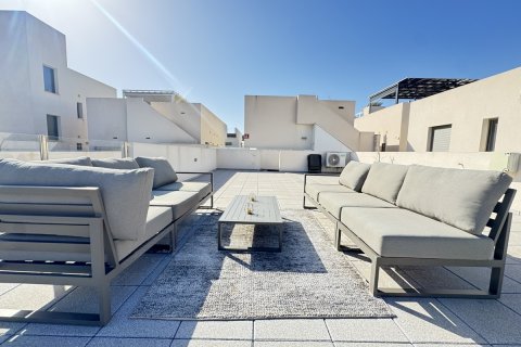 Villa à vendre à Villamartin, Alicante, Espagne, 3 chambres, 115 m2 No. 139432 - photo 23