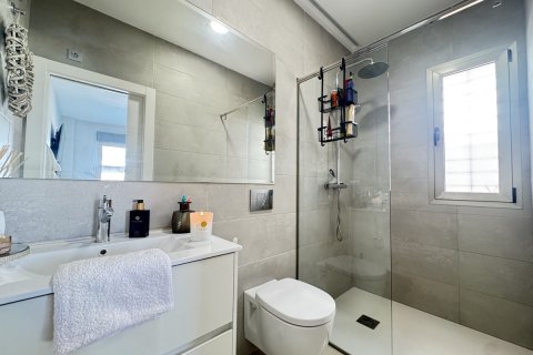 Villa till salu Villamartin, Alicante, Spanien 3 sovrum, 115 kvm. Nr. 139432 - foto 17