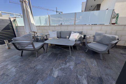 Villa till salu Villamartin, Alicante, Spanien 3 sovrum, 115 kvm. Nr. 139432 - foto 19