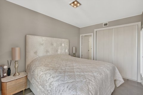 Продажа квартиры в Дехеса де Кампоамор, Аликанте, Испания 2 спальни, 90м2 №155378 - фото 16